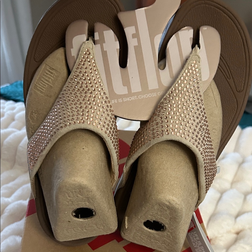 FitFlop Rokkit Nude Women's Beige Crystal Sandals size 6 NWT - Picture 4 of 10